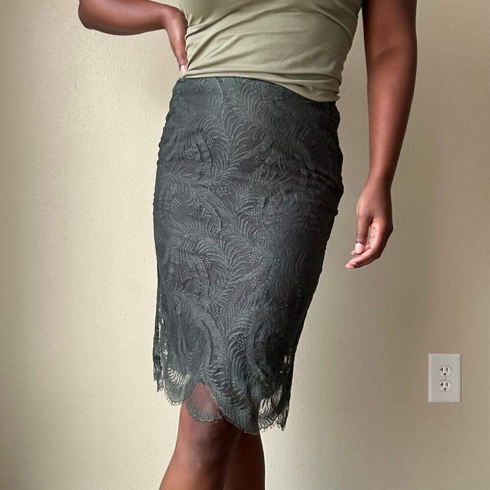Club Monaco Olive Green Lace Knee Length Skirt Size 2